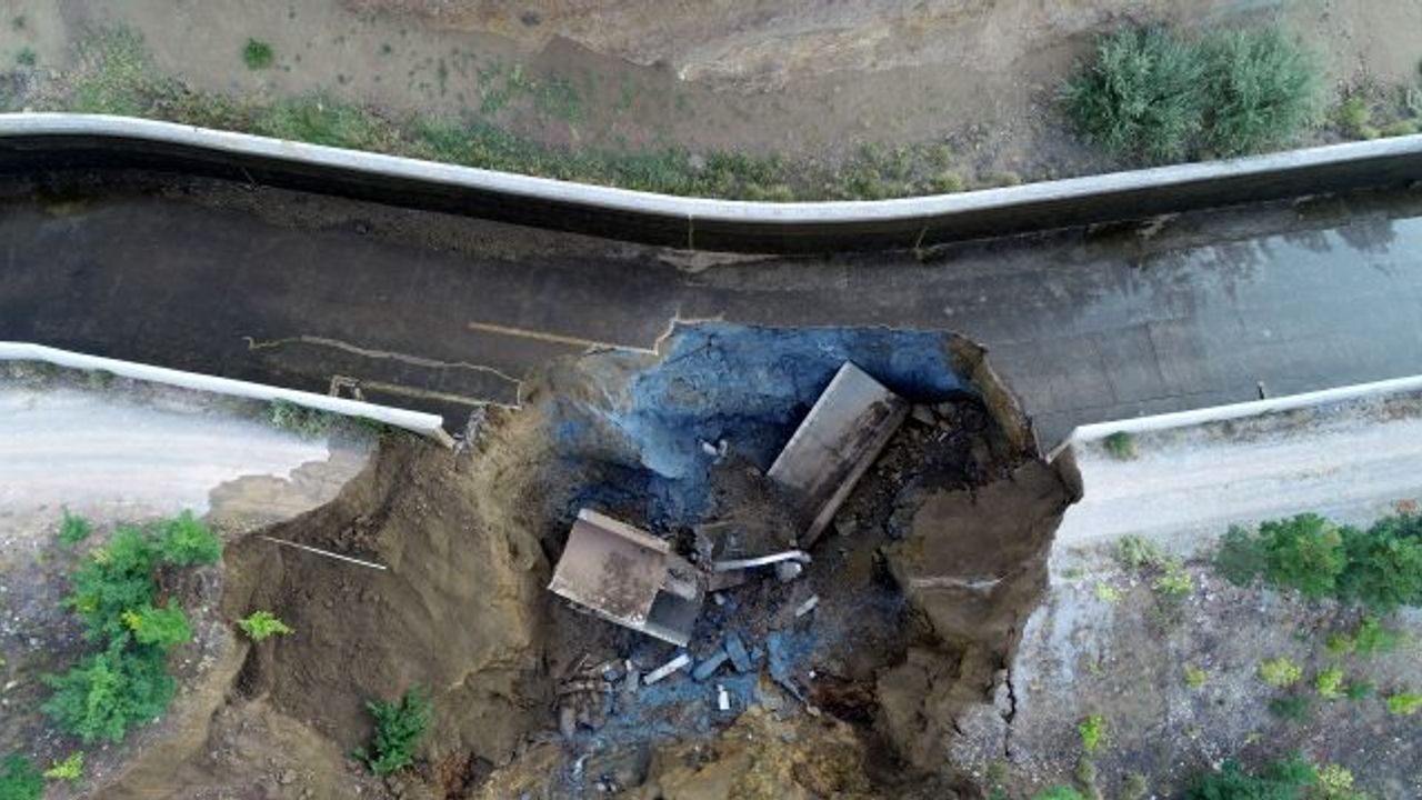 HES kanalı patladı, araçlar selde sürüklendi: 2'si çocuk 6 yaralı