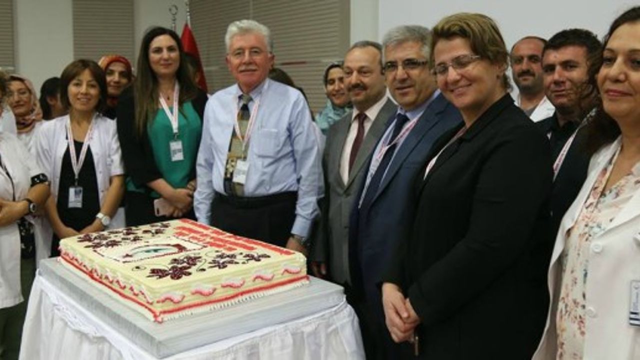 8 Eylül Fizyoterapi Günü Kayseri Şehir Hastanesinde Düzenlenen Törenle Kutlandı 