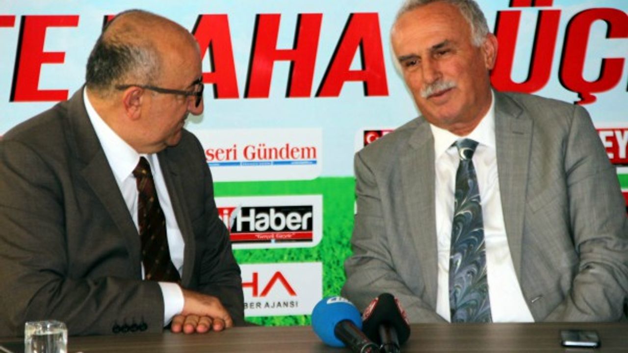 Başkan Akdeniz: "İnsan sağlığına katkı sağlayan en kaliteli su İçmece suyu" 