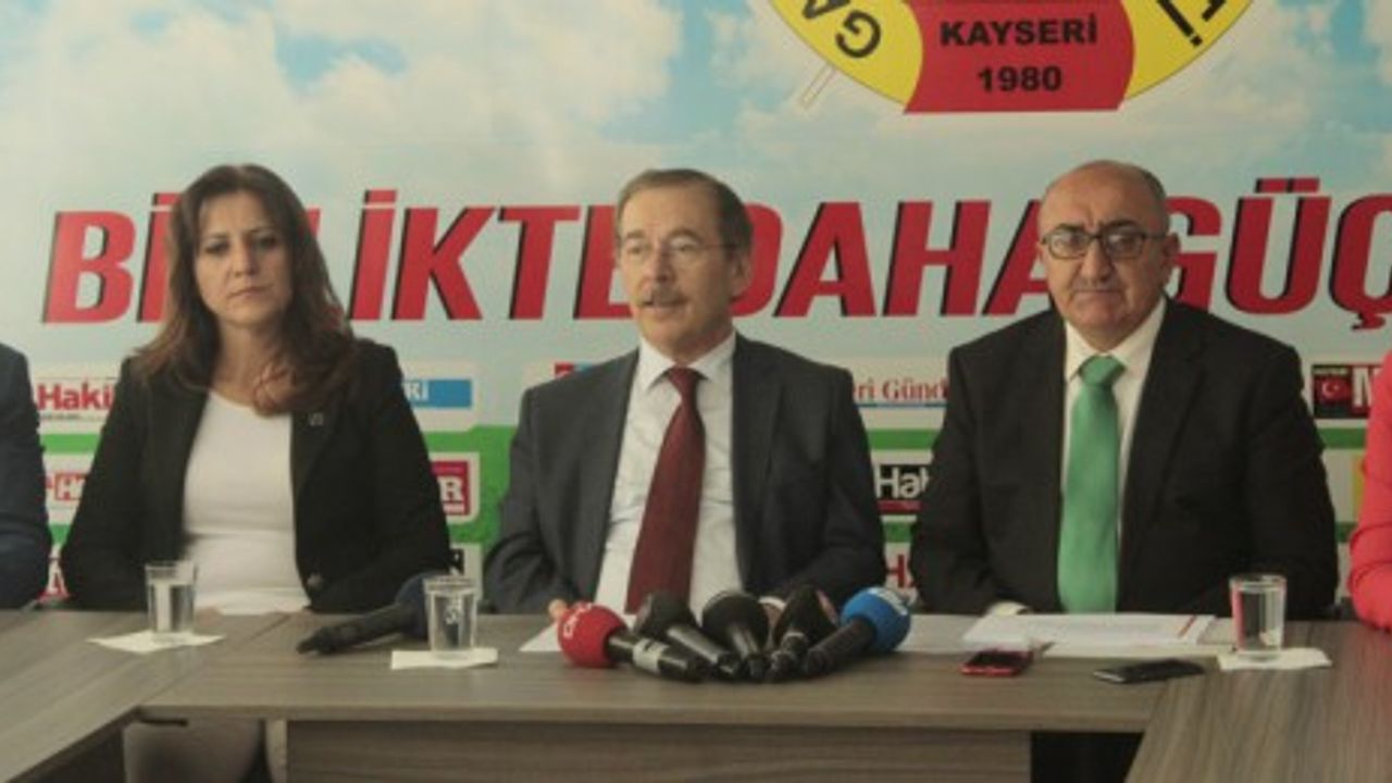 Eski Başbakan yardımcısı Şener: “Şu damadı biran önce görevden alması lazım”