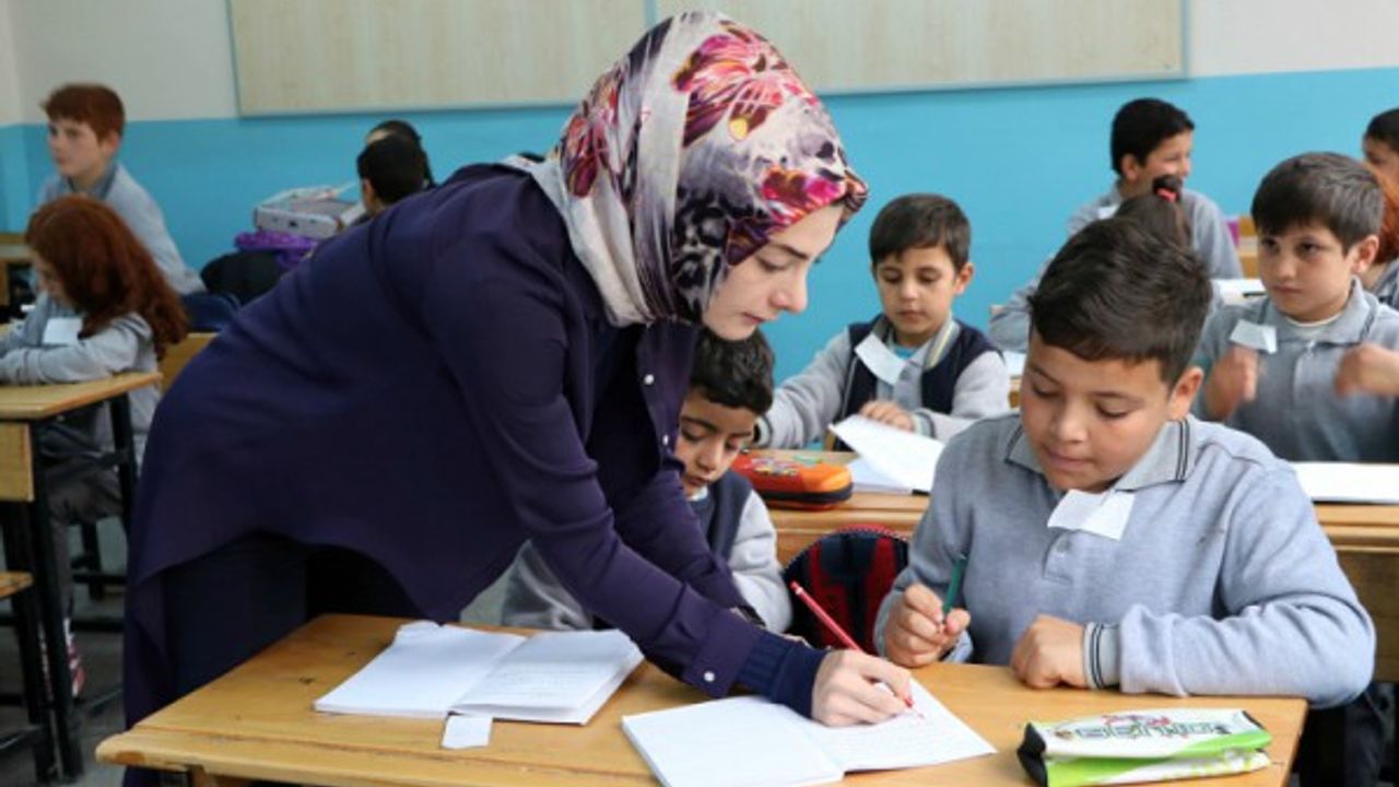 ‘Severek Öğreniyorum’ projesi ile göçmen öğrencilerin uyum sorunu kalmayacak  