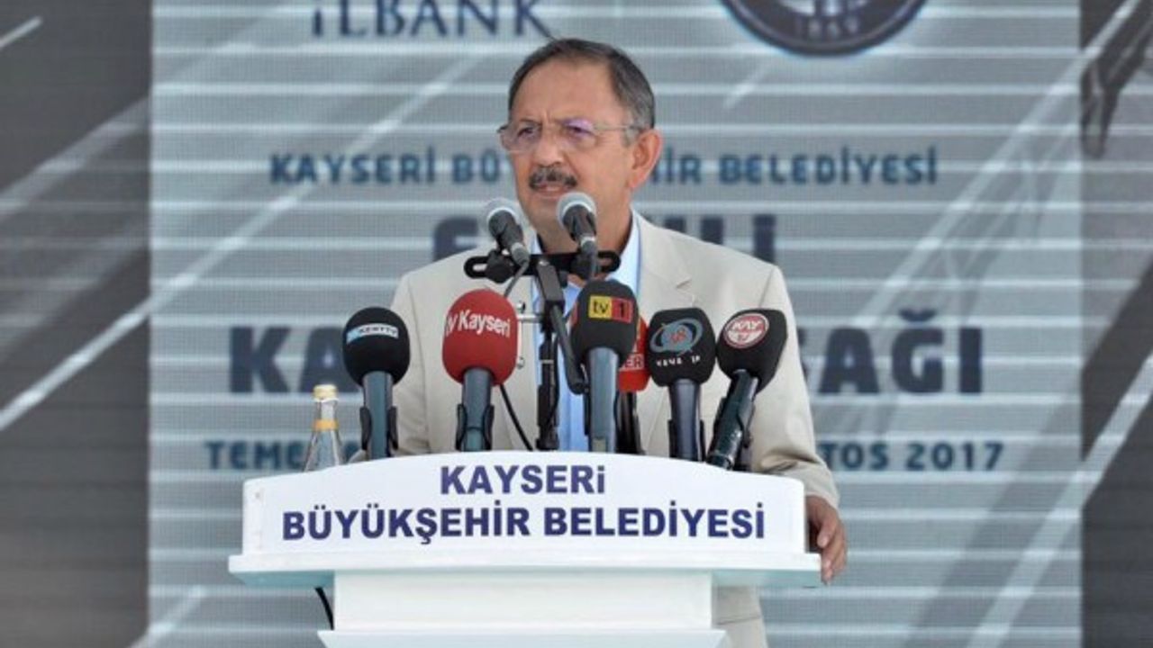 Bakan Özhaseki: "15 yılda 7.5 milyon bina elden geçirilecek"