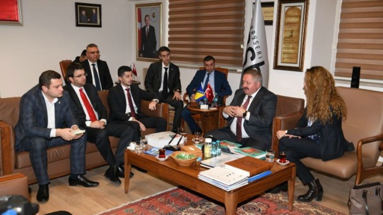 Bosna Hersek Brçko Distrikt Başbakanı Damir Bulçeviç ve beraberindeki heyet Kayseri OSB’yi ziyaret etti 