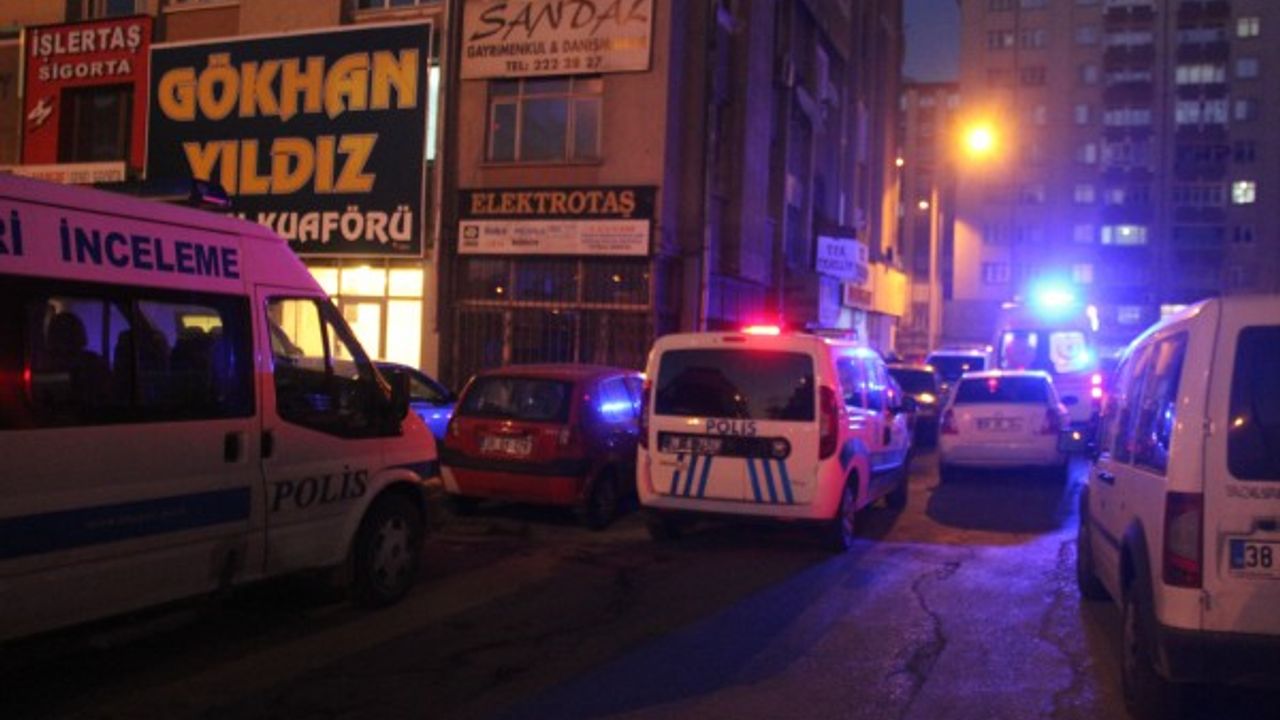 Bunalıma giren 43 yaşındaki adam intihar etti