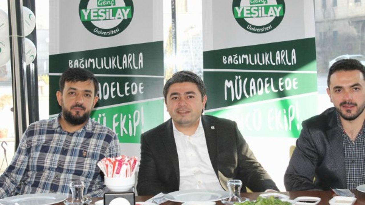 Genç Yeşilay Üyeleri madde bağımlılığı ile mücadele edecek 