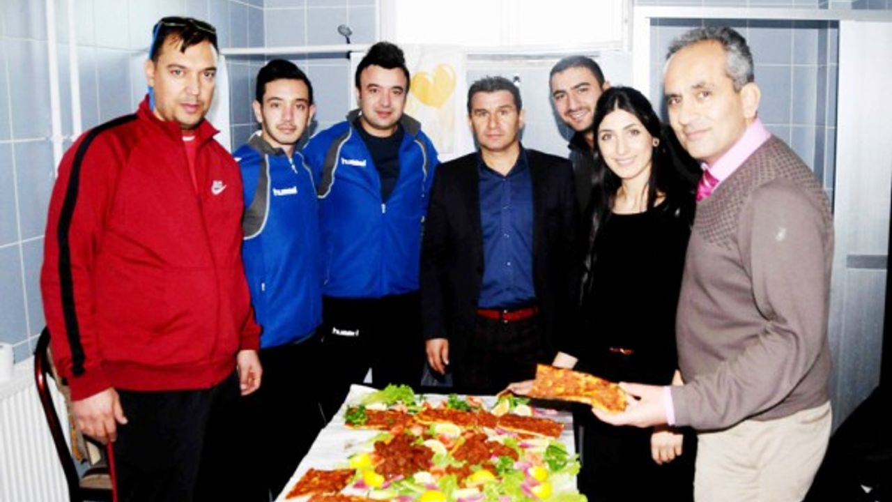 Kayseri Gençlik Spor 2.Lig Hentbol Takımı Sivas Deplasmanına Gidiyor
