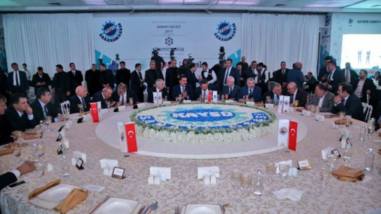 “Sizler korkmadan bu ülkeye katkı vermeye devam edin”