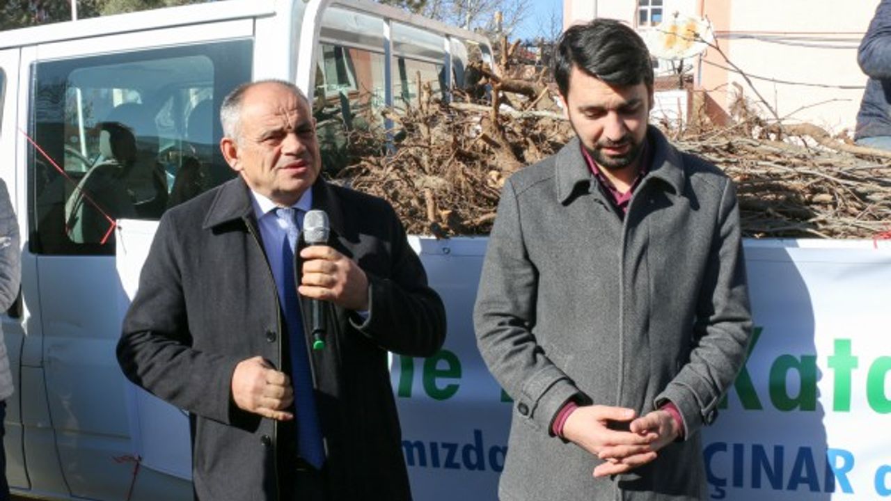 Yahyalı’da bin adet çınar fidanı dağıtıldı 