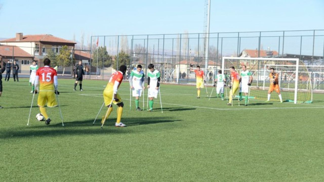  Büyükkılıç, "Bedensel engelliler spor kulübü ile Türkiye'de 20 belediyeden biriyiz" 