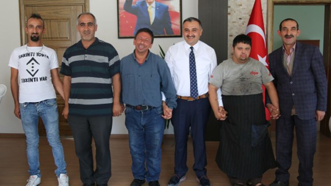 Başkan Cabbar 'Özel' esnaflar ile Bayramlaştı 