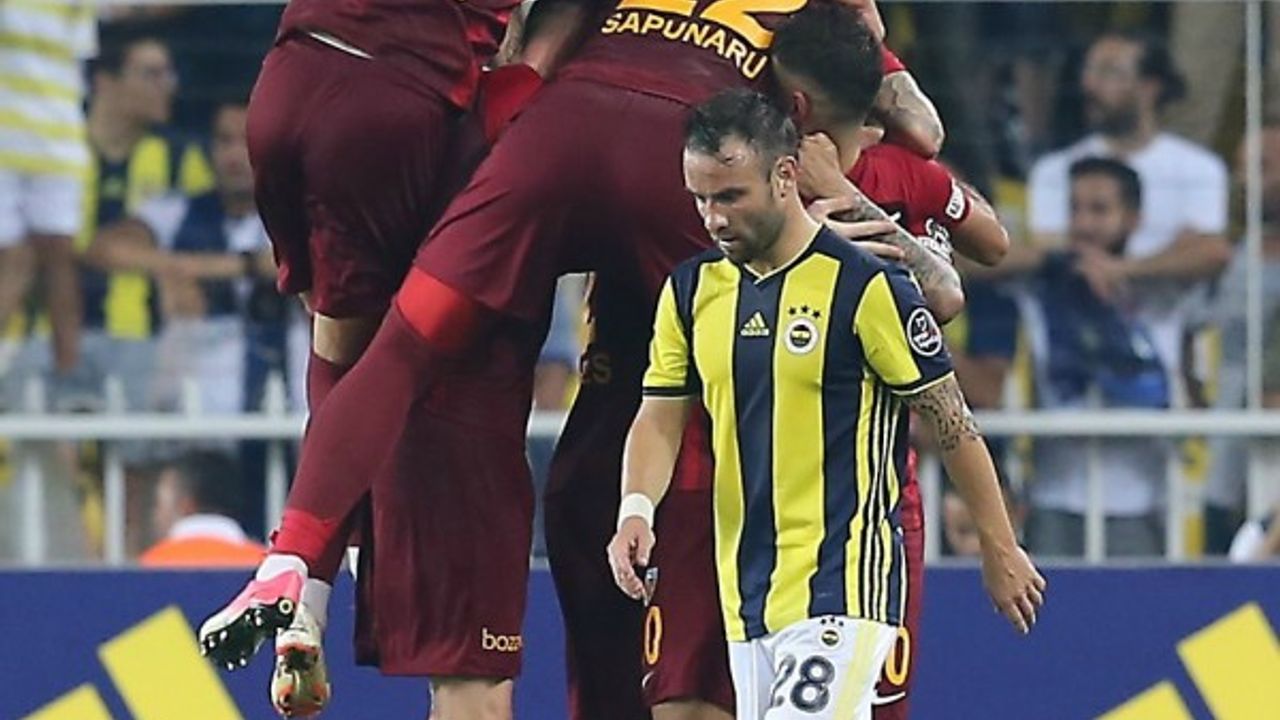Fenerbahçe 4. kez 3 gol yedi 