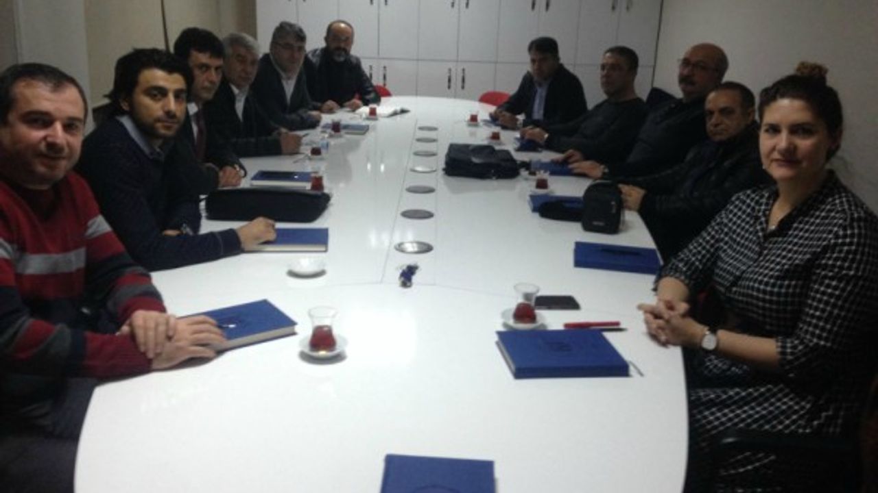 Mühendis, mimar ve şehir plancıların problemleri masaya yatırıldı