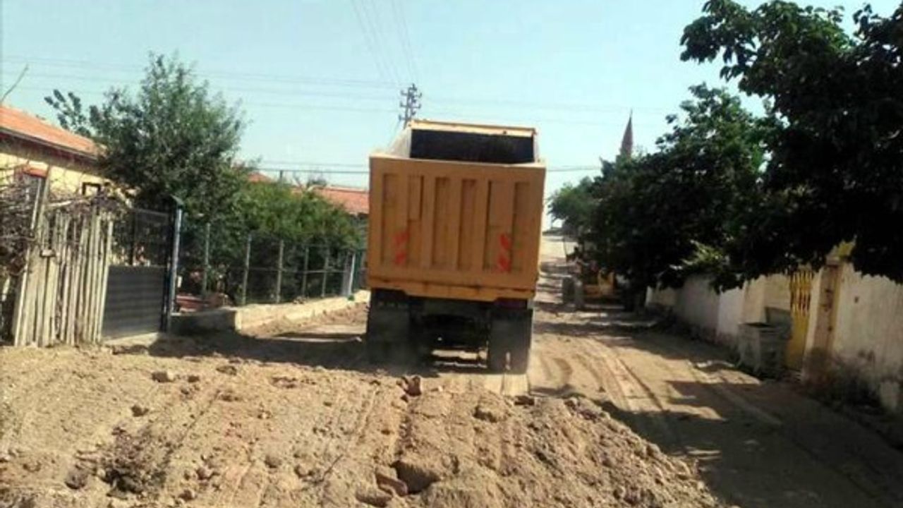 Develi’deki kırsal mahallelerde çalışmalar devam ediyor 