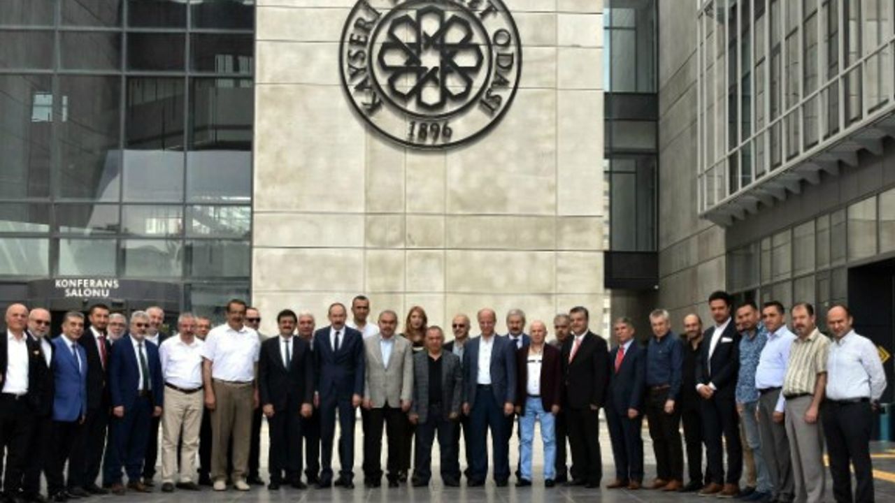 Kayseri Sarraflar ve Kuyumcular Derneği Yönetim Kurulu’ndan Başkanlarına Ziyaret 