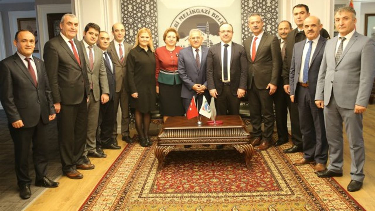 Başkan Büyükkılıç'a Tebrik Ziyaretleri sürüyor 