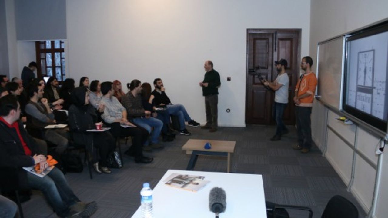 BÜSAM bünyesindeki Film Akademi’de Sinema ve Sanat Tarihçisi Burçak Evren ders verdi 