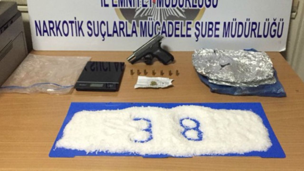 2 Ayrı Uyuşturucu Operasyonu 2 Gözaltı