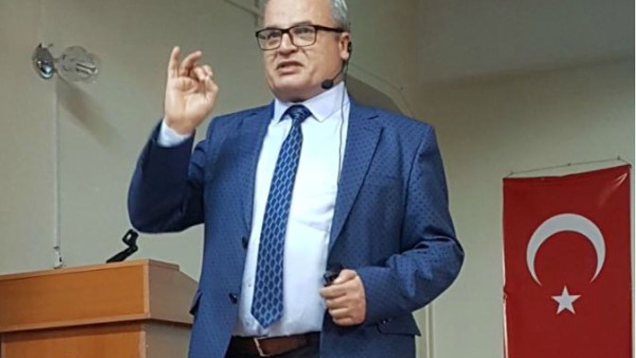 “Millî kimliğimizi ancak Türkçe ile koruyabiliriz”
