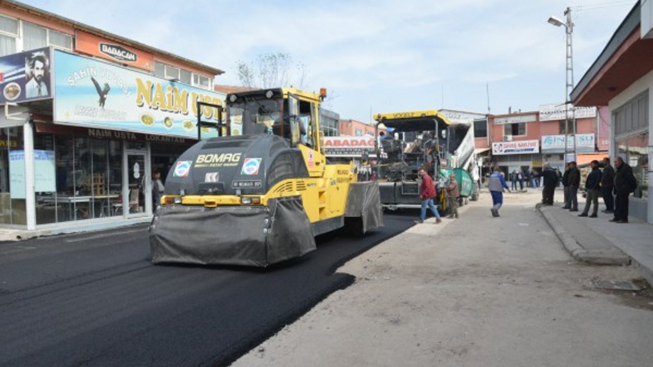 Nakliyeciler Sitesinde yol düzenleme ve asfalt çalışmaları başladı