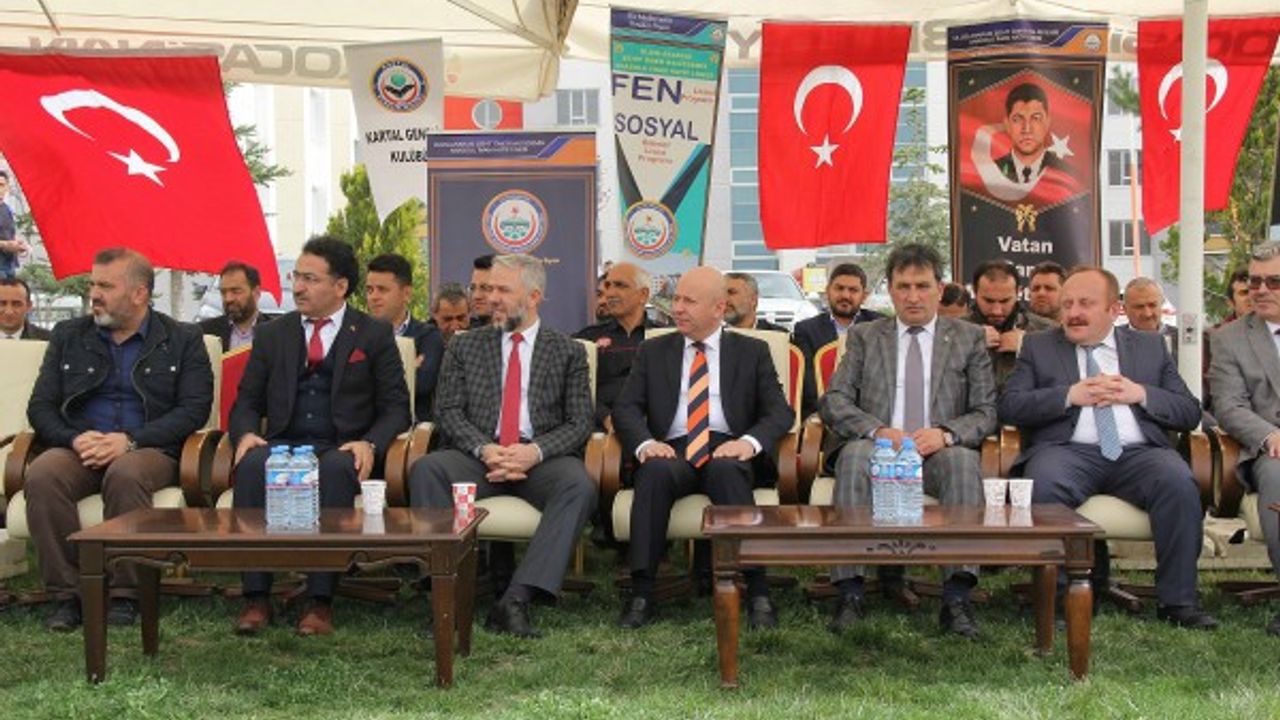 Uluslararası Şehit Ömer Halisdemir Anadolu İmam Hatip Lisesi’nde bahar coşkusu 