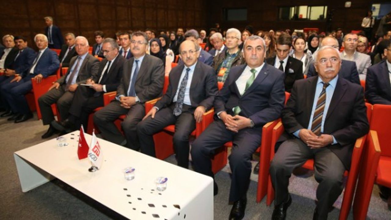 1. Ulusal Türk Dili ve Edebiyatı Bilgi Şöleni