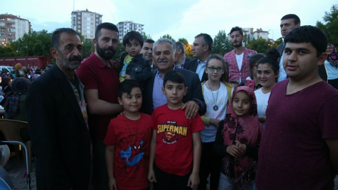 Başkan Büyükkılıç Keykubat Halkı İle İftarda bir arada 