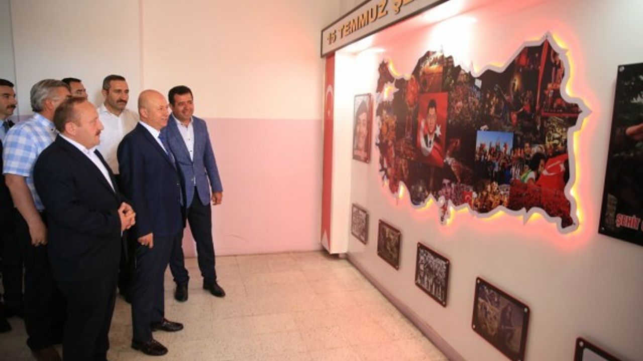 “Milli ve manevi değerlere sahip nesiller yetiştiriyoruz” 