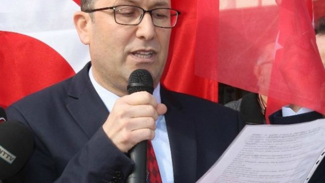 Ünal: “Bizler, ekmek kavgasının kutsallığına inanırız”