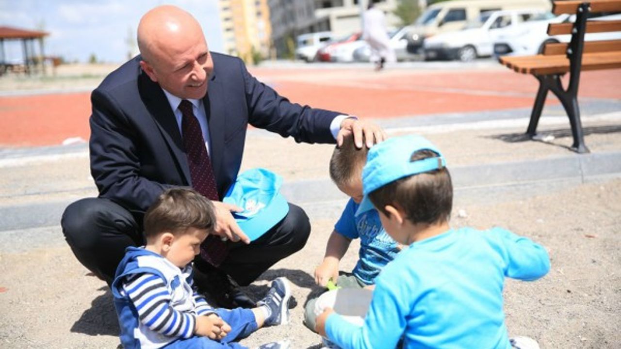 Kocasinan’ın çocukları için 4 yeni park hizmete girdi 
