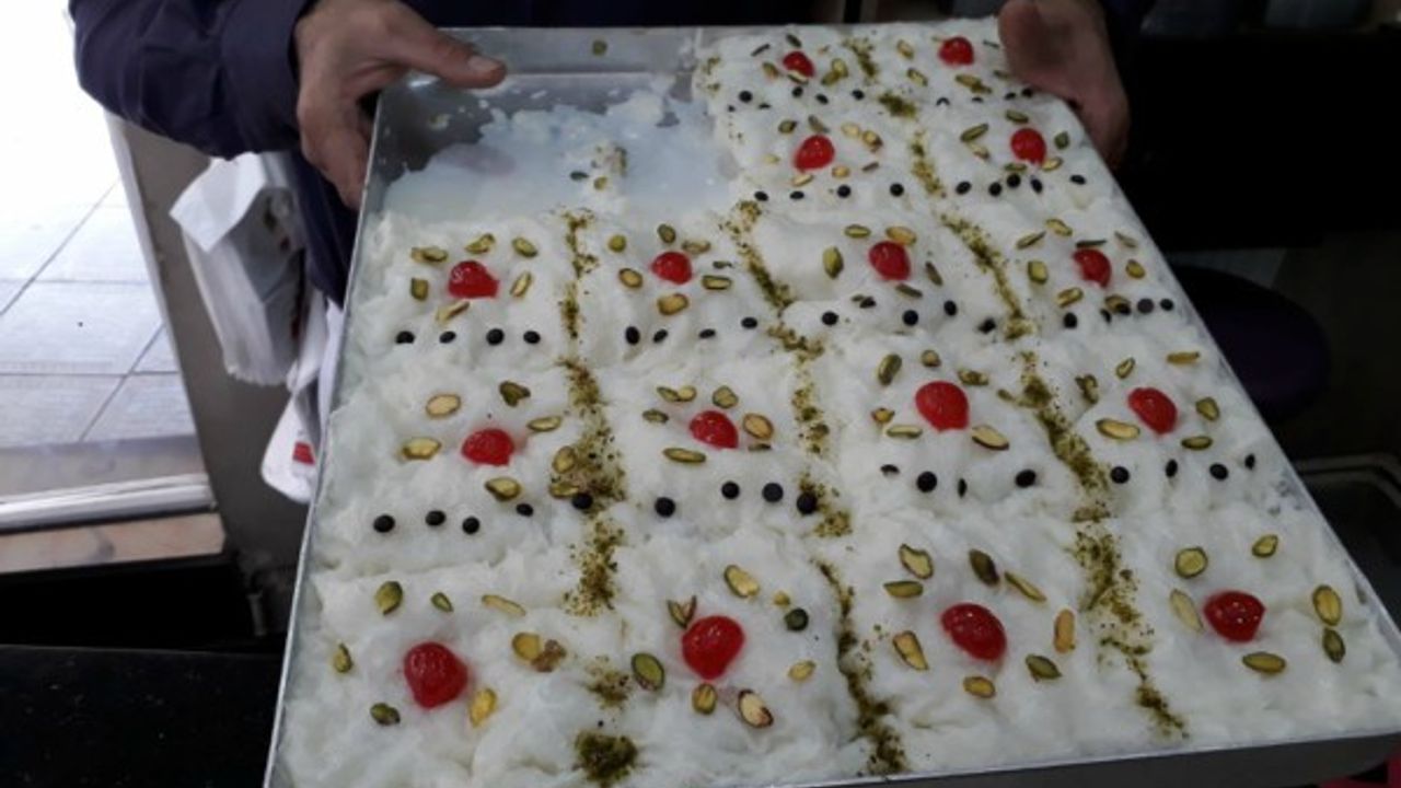 Ramazan’dan en çok “güllaç” tercih ediliyor 