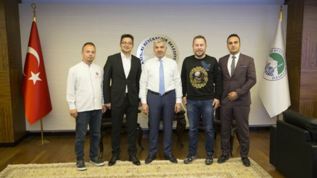 Ünlü Şef Akkor, KAYTUR tesislerindeki menüleri hazırlayacak 