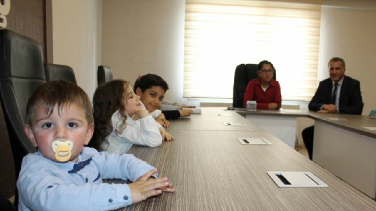Tüm-İŞ Konfederasyonu koltuğu, iş kazası mağduru ailelerin çocuklarına emanet 