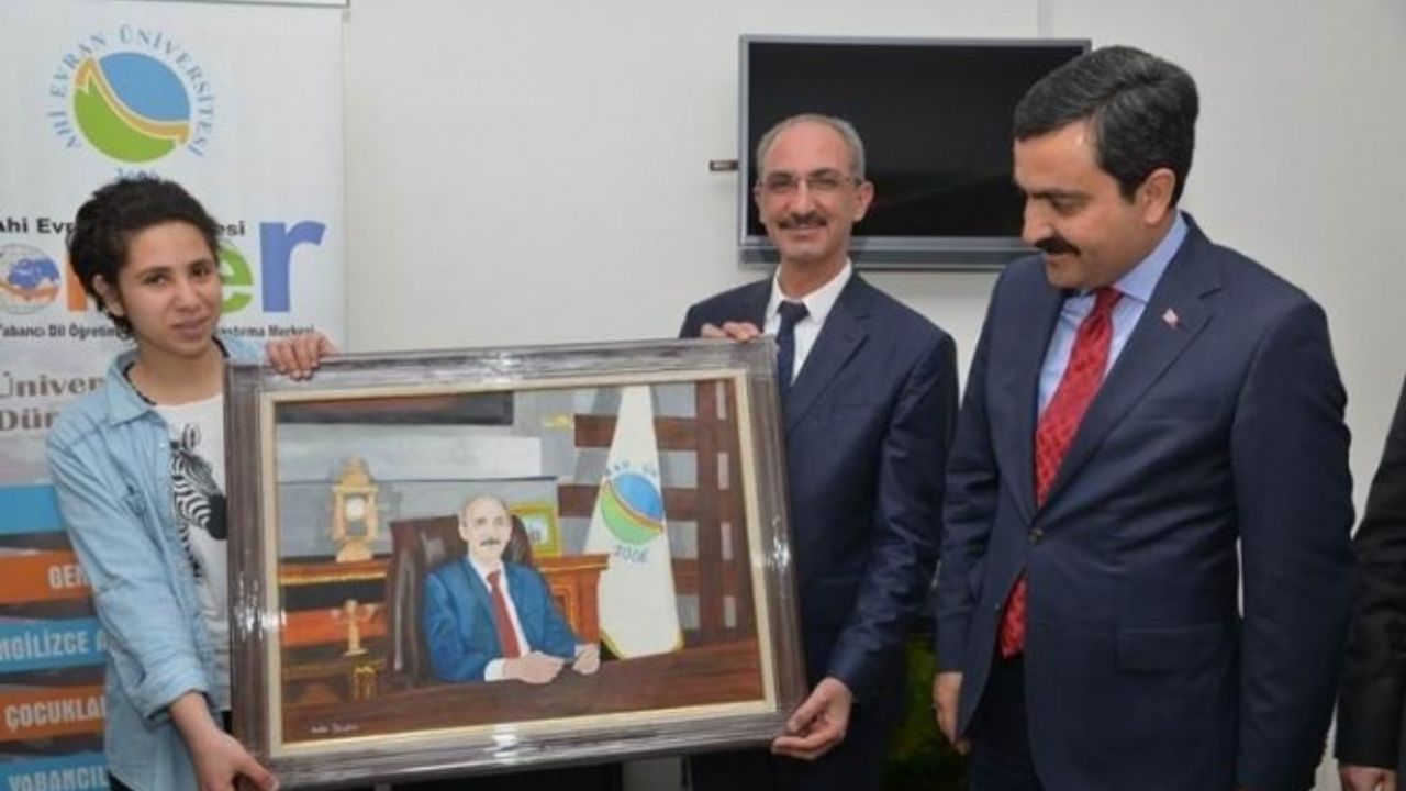 "Kütüphane ve Yabancı Dil Sınıfı" 
