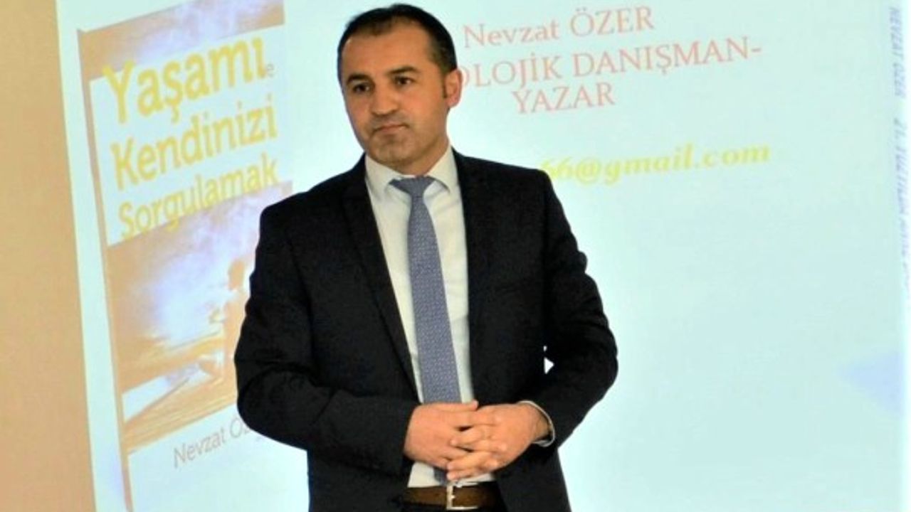 Aile ve Sosyal Politikalar İl Müdürü Nevzat Özer: "Kırık notun telafisi var ancak kırık kalbin telafisi zor" 