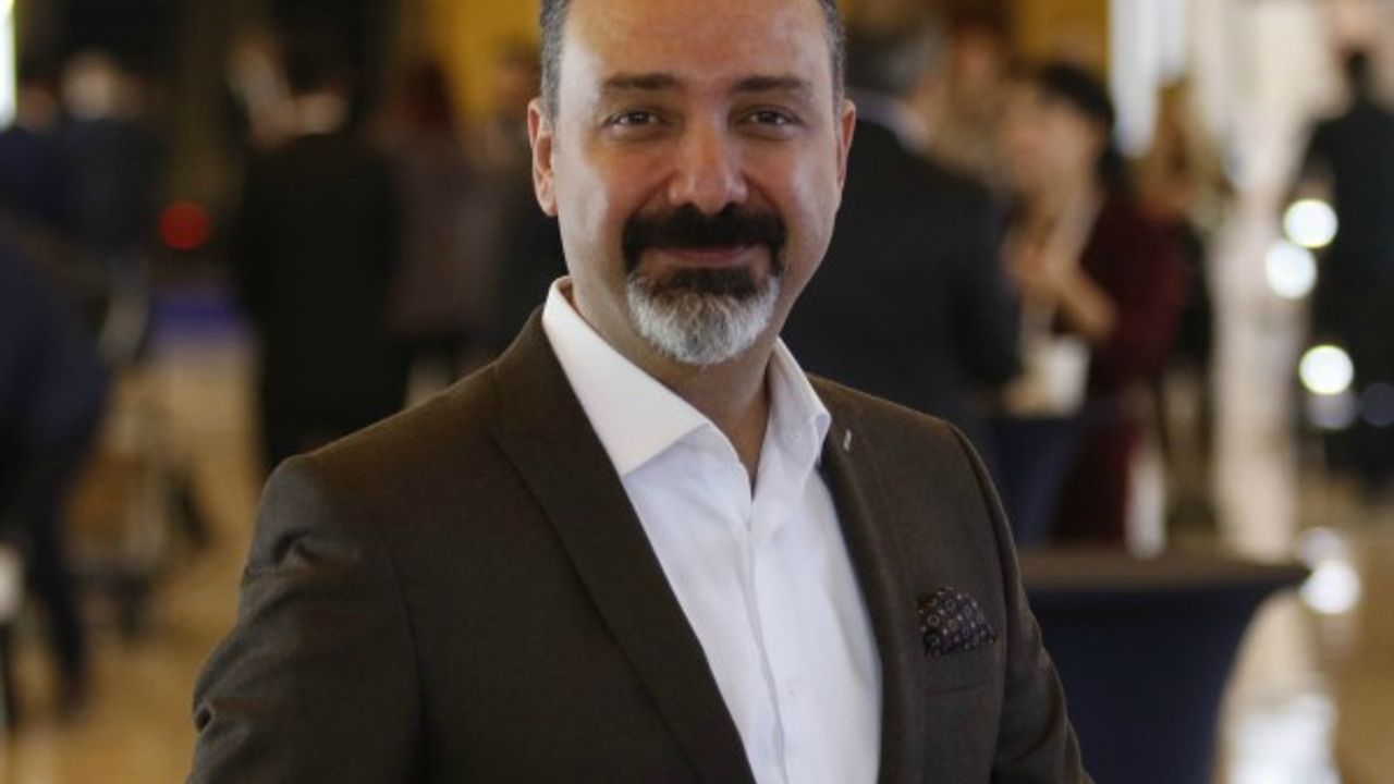  "Aşılar sayesinde kişi kırışıksız, parlak, canlı, dinamik bir görüntüye sahip oluyor"