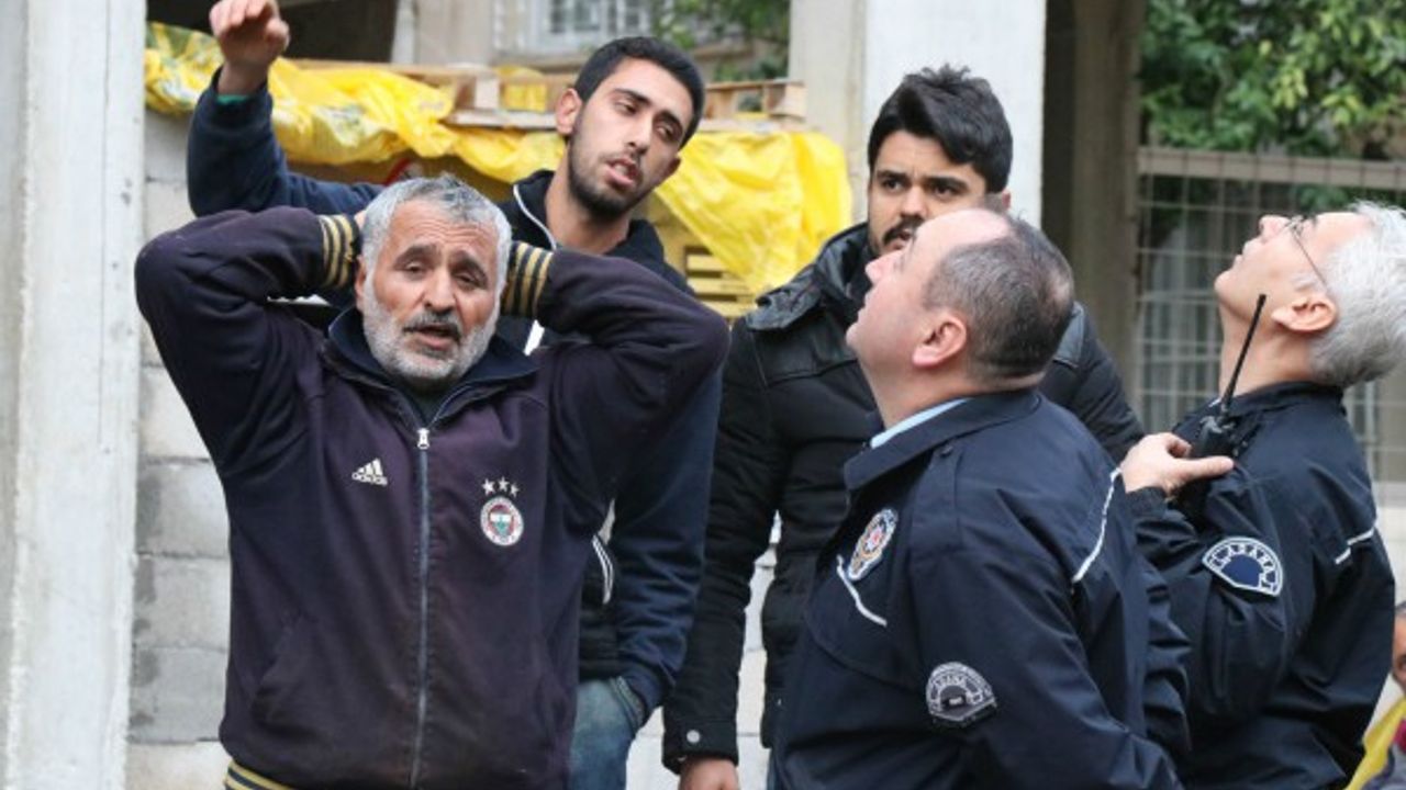 İnşaatın filesiz kısmından aşağı düşen işçi öldü