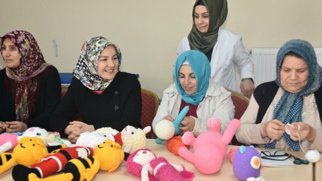 Kocasinan Akademi’nin kursiyerleri ev ekonomisine katkı sağlıyor