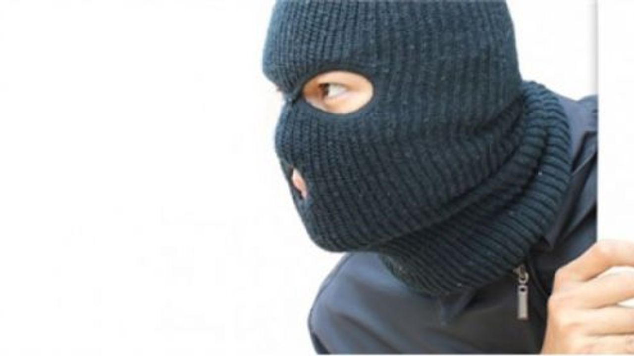 Kendisini ‘doğalgazcı’ diye tanıtarak yağma yapıp, bir kişiyi yaralayan sanığa 23 yıl hapis