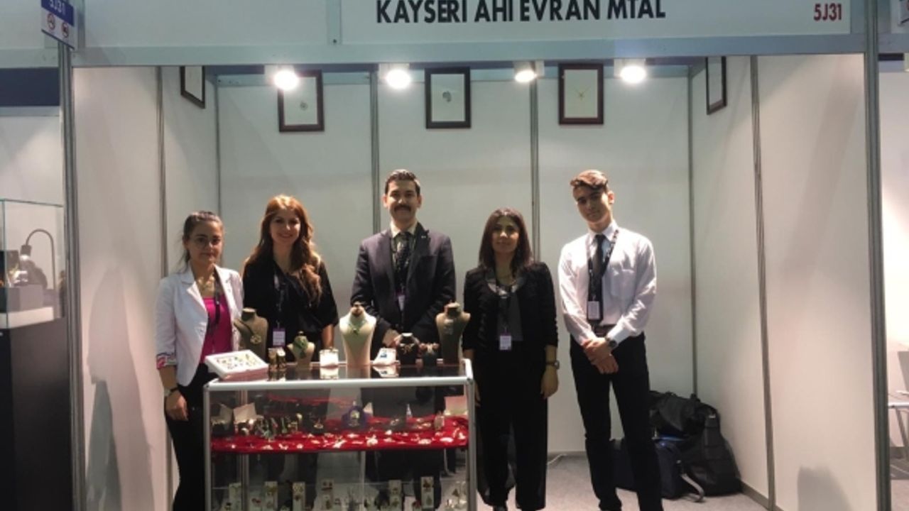 Ahi Evran Mesleki ve Teknik Anadolu Lisesi öğrencileri Mücevher İhtisas Fuarında 