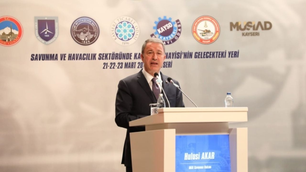 Bakan Akar: "Türk ve Müslüman düşmanlığını içimizdeki gafillerin de görmesini bekliyoruz"