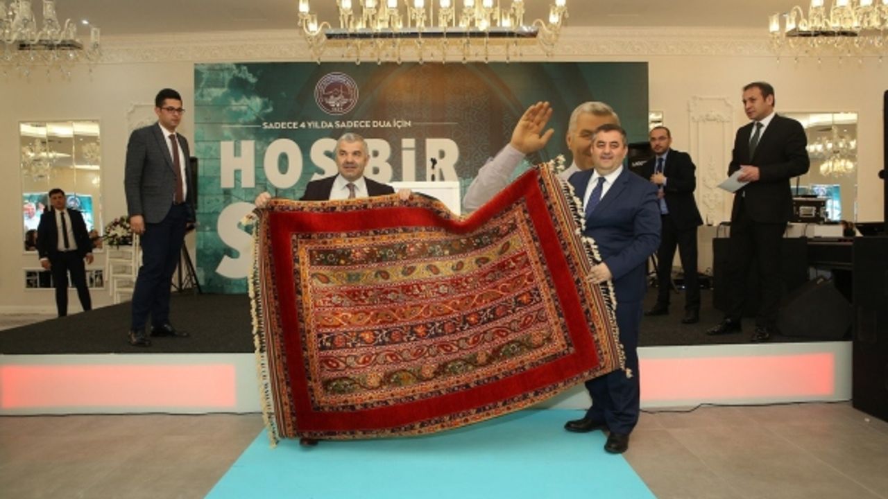 Başkan Çelik veda yemeği verdi  "Hoş bir sada bıraktıysak ne mutlu bize" 