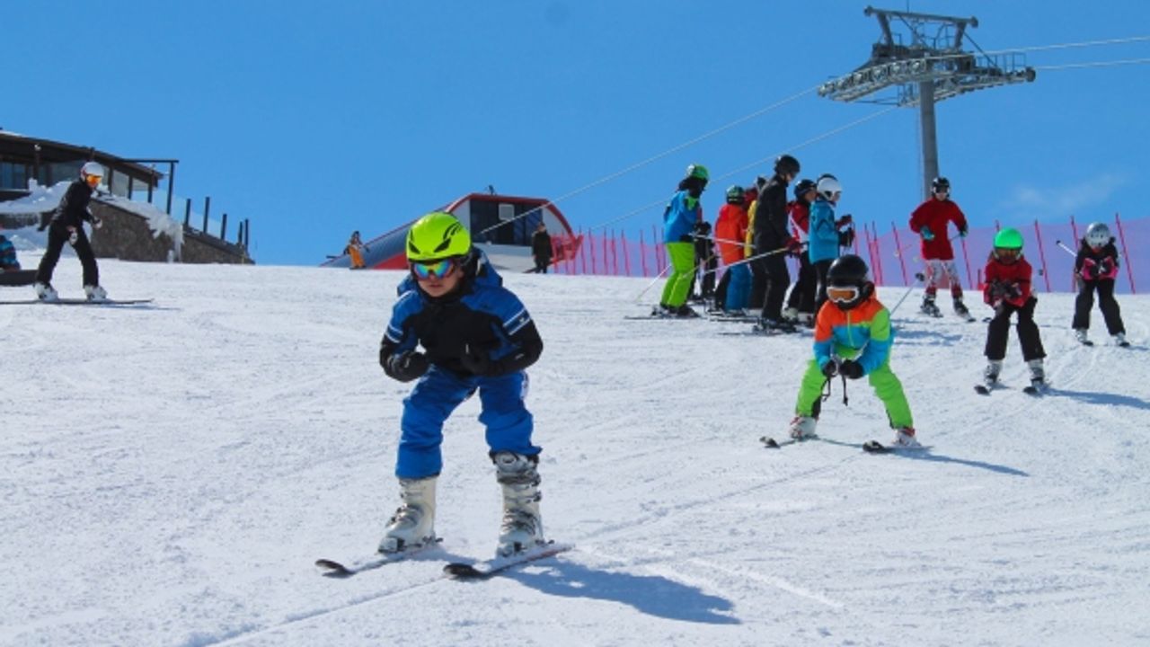 Geleceğin Milli Sporcuları Erciyes’te Yetişiyor 