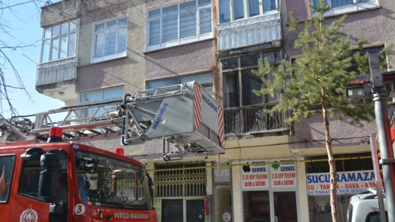 Kocasına kızan İranlı kadın evini ateşe verdi