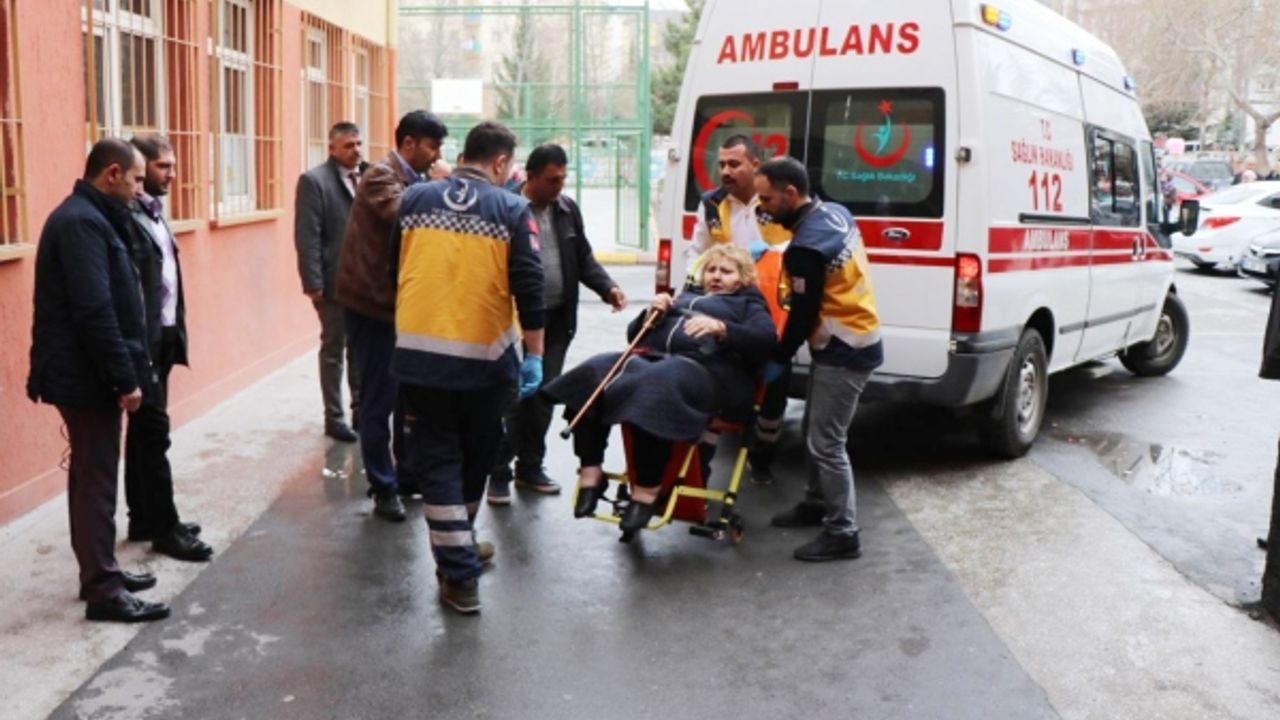 Hastalar 112 ambulansları sayesinde oy kullanabildi 