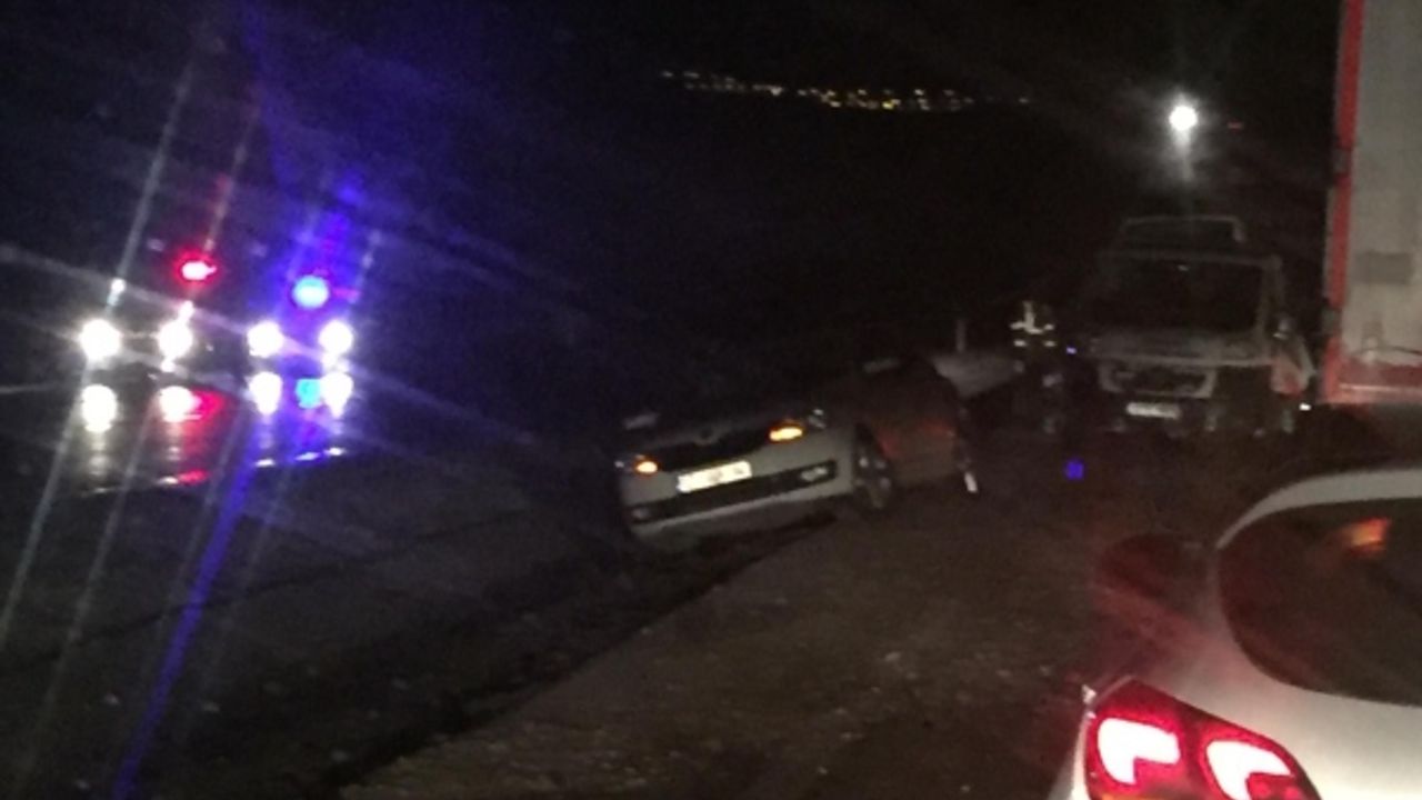Kayseri'de zincirleme trafik kazası: 13 yaralı 