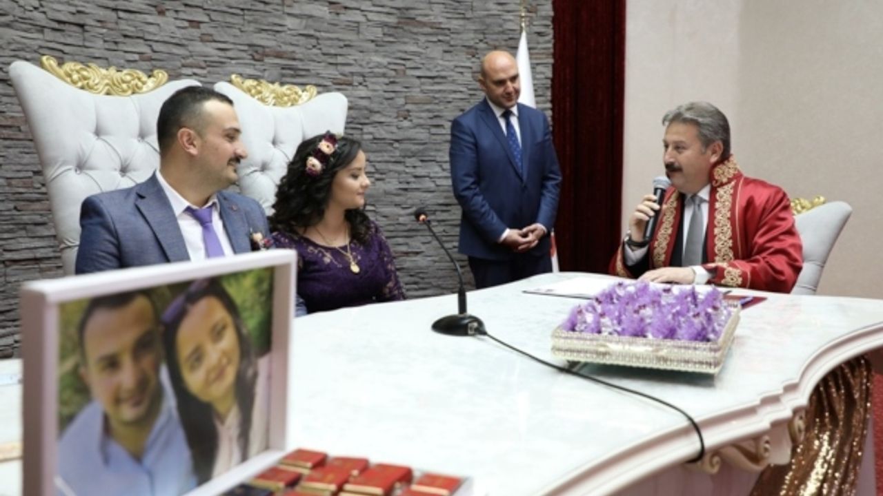 2019 yılının ilk dört ayında Melikgazi'de 1071 nikah kıyıldı 