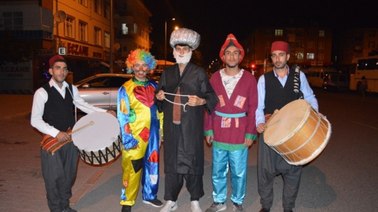 Ramazan davulcularının manisi Dünya Tütünsüzlük Günü için oldu 