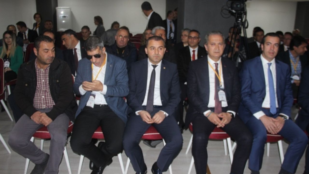 “Kimin ne dediği önemli değil, önemli olan çözümlerin rapora dönüştürülmesi”  
