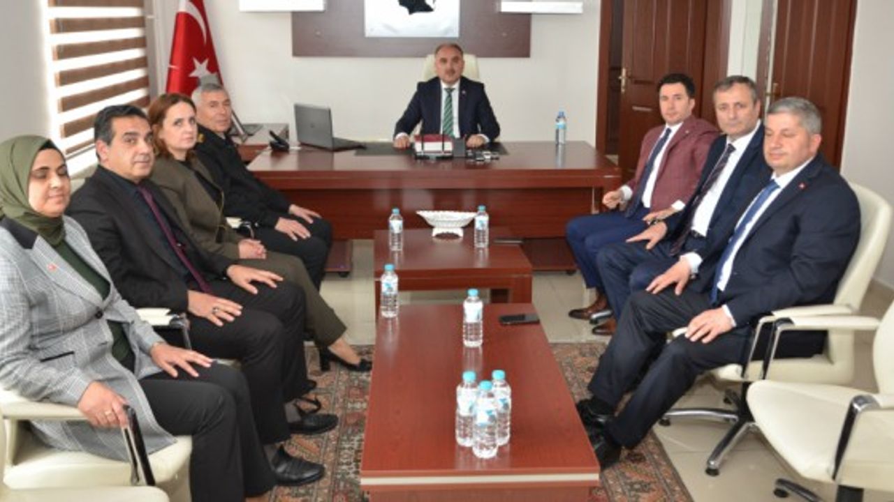 Vali Günaydın Bünyan İlçesi Muhtarlarıyla Bir Araya Geldi 