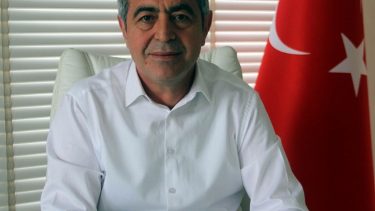 Yücel: "Yıllardır binalarında oturan binlerce vatandaşımız meskenlerini alamıyor" 